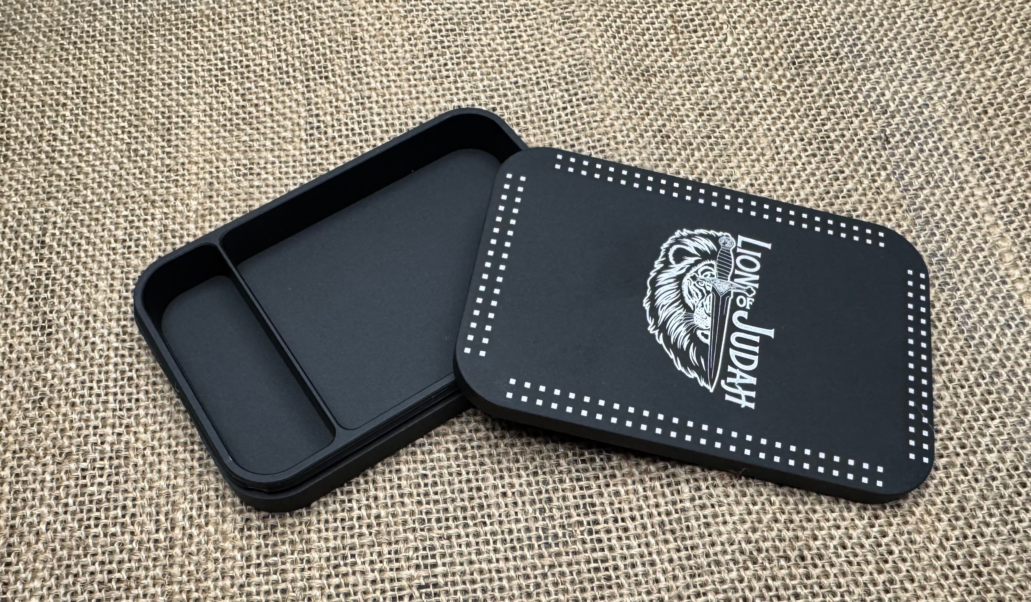 Billet aluminum low profile snus containers